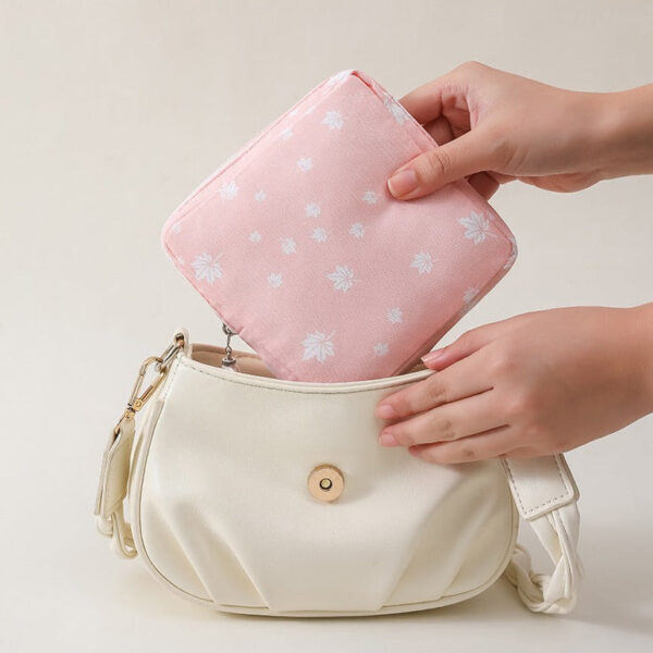 Přenosná taška na tampóny nebo kosmetiku - Obrázek 10