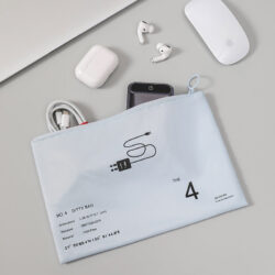 Uložná taška na kabelovy a drobnou elektroniku