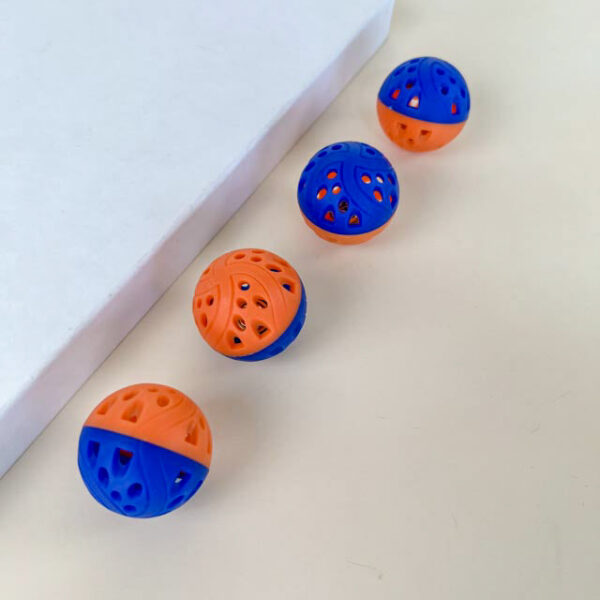 Chrastící koule pro kočky 4.5 cm (sada 4ks) - Obrázek 2