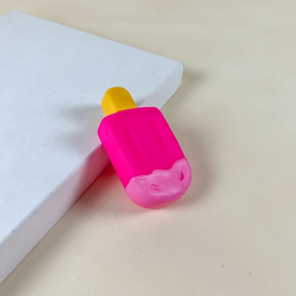 Gumová pískací zmrzlina 10 cm - Obrázek 1