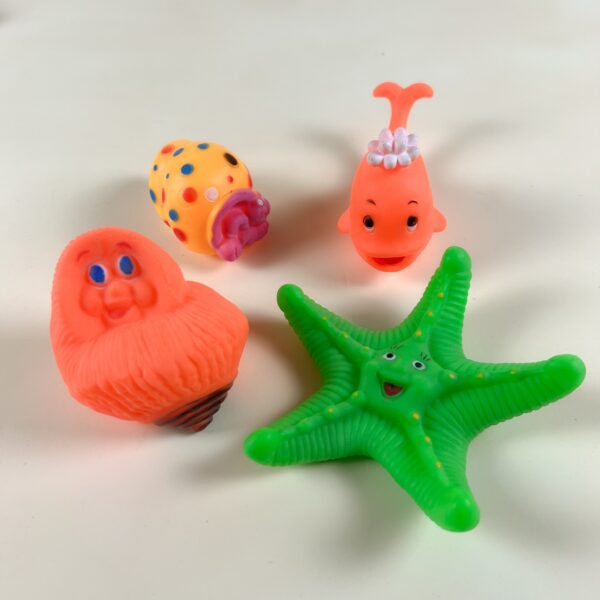 Gumová pískací hračka 12 cm - Obrázek 2