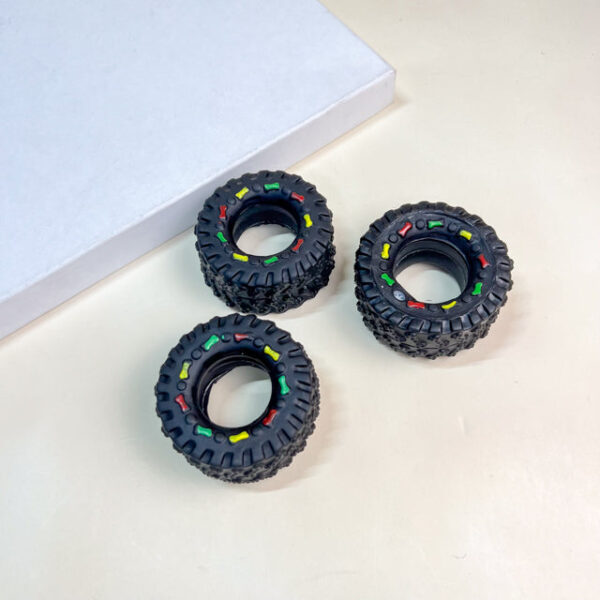 Pískací pneumatika pro psy 8 cm - Obrázek 3