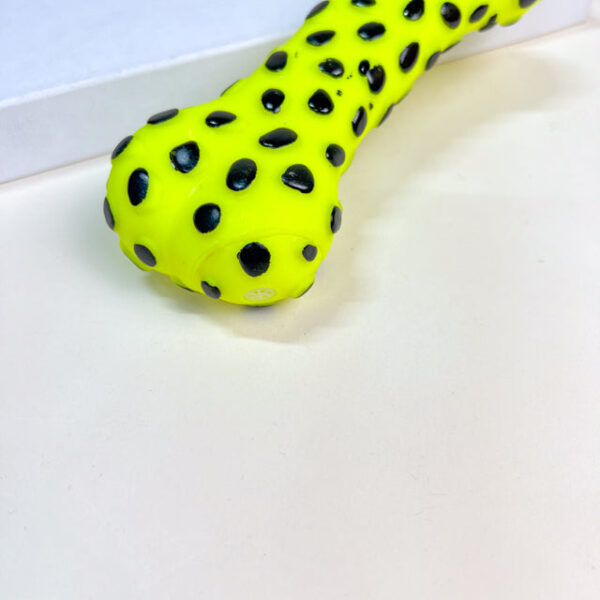 Pískací kost s leopardím postiskem 18x6.5 cm - Obrázek 5