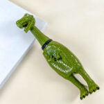 Malý pískací dinosaurus 22 cm - Obrázek 10