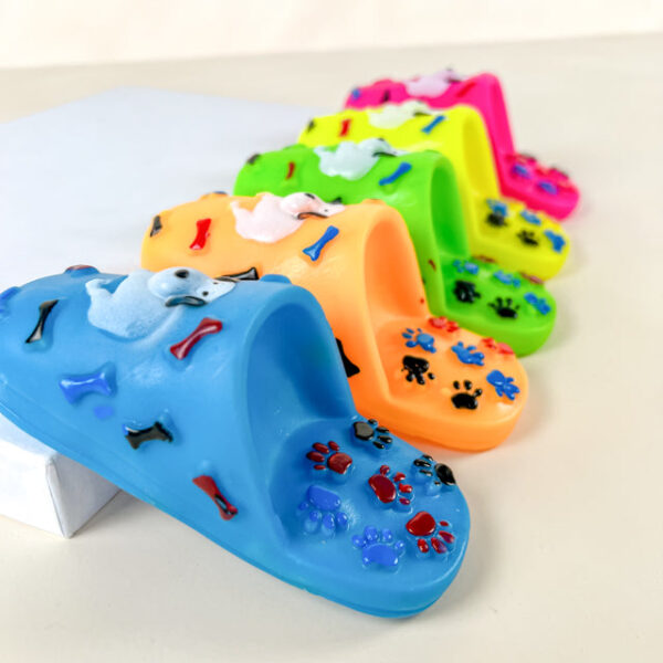 Pískací pantofle 14 cm - Obrázek 3