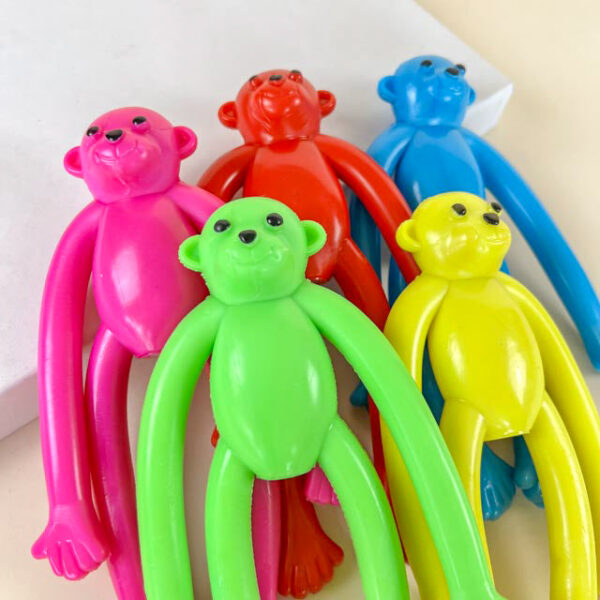 Gumová opice 20 cm - Obrázek 8