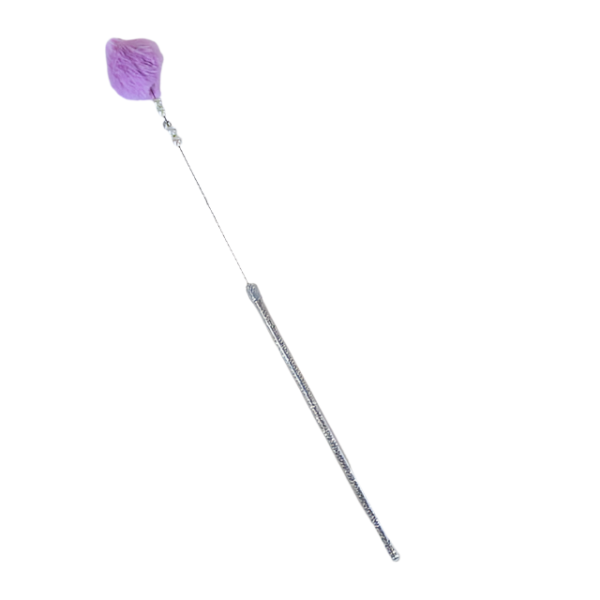 Škádlítko s chlupatpu bambulí a korálky 40cm - Obrázek 19