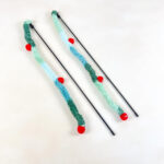 Chlupaté škádlítko pro kočky s rolničkou 50cm tyč - Obrázek 6