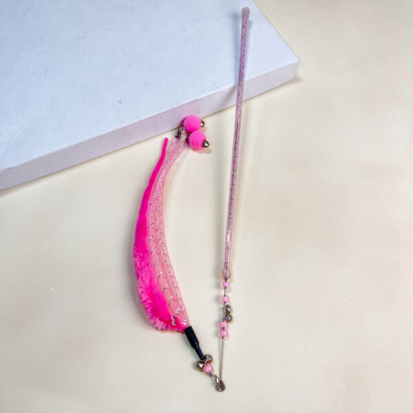 Škádlítko s pom pom šňůrkou 40cm - Obrázek 3