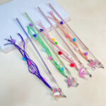 Škádlítko s pom pom šňůrkou 40cm - Obrázek 2