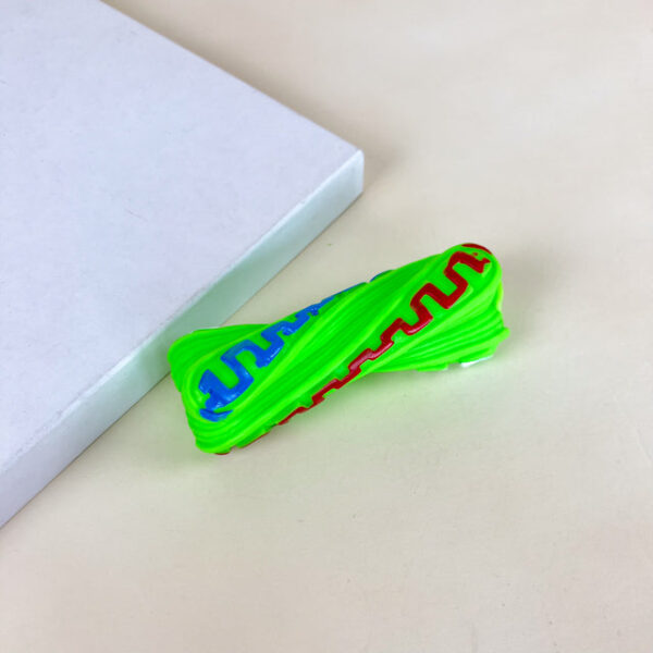 Gumová pískací kost zkroucená pro pejsky 14 cm - Obrázek 1